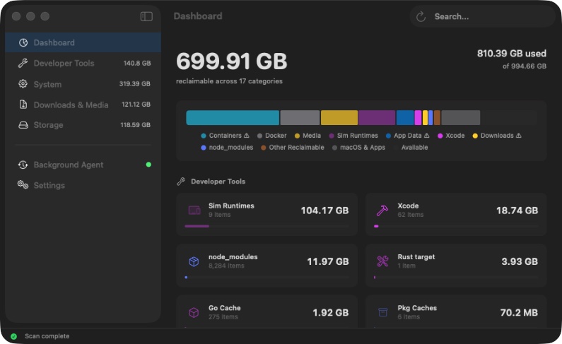 DiskClean macOS app dashboard showing reclaimable space